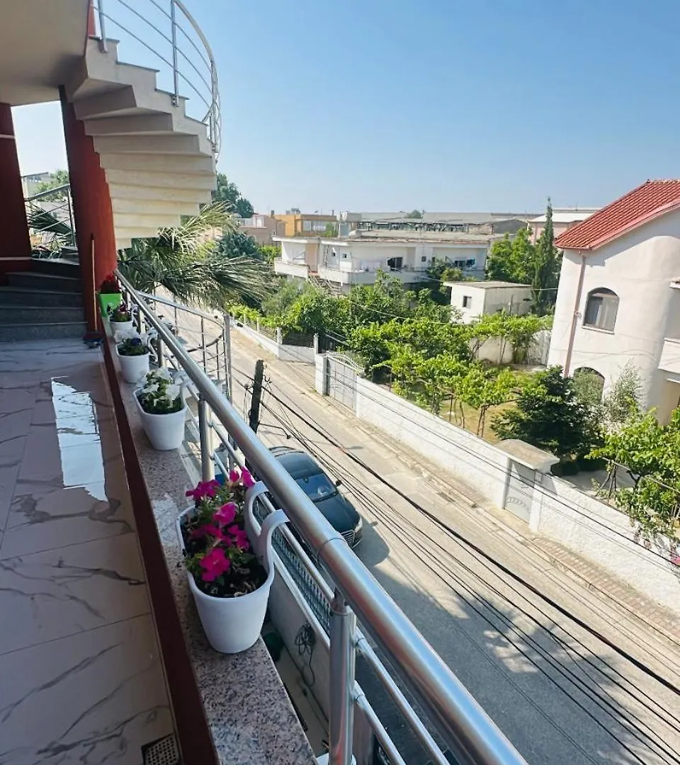 Dion Apartment 2 Durrës